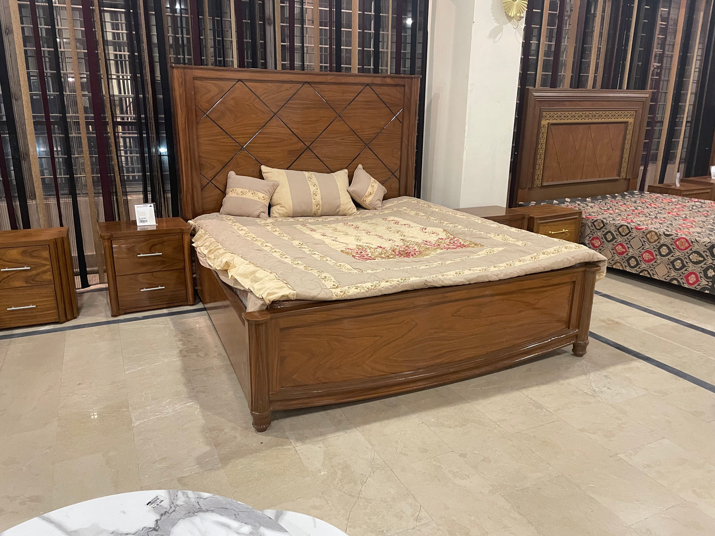 SHEESHAM BED 4