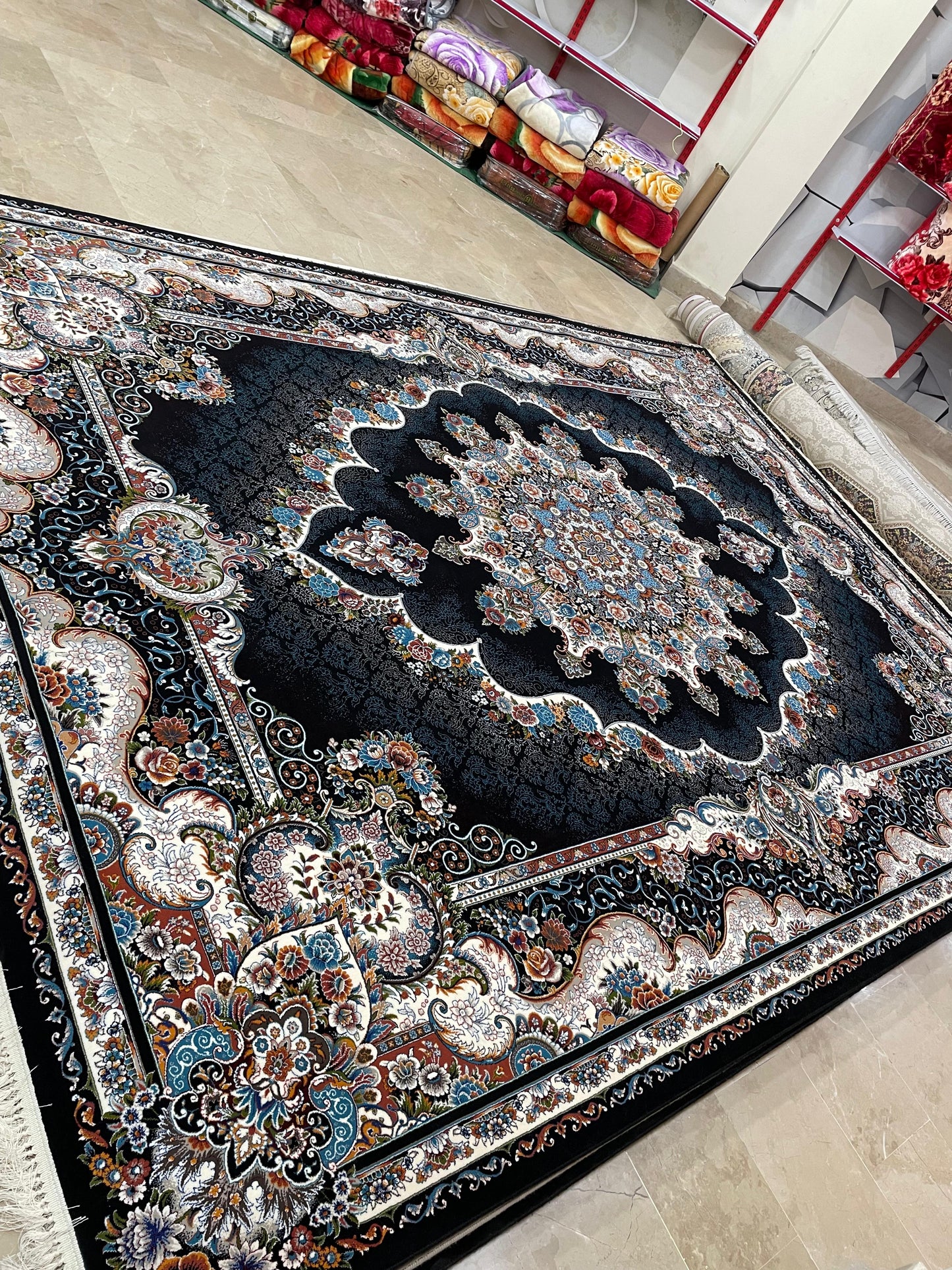 1200 SHANA IRANI RUG (10x13)