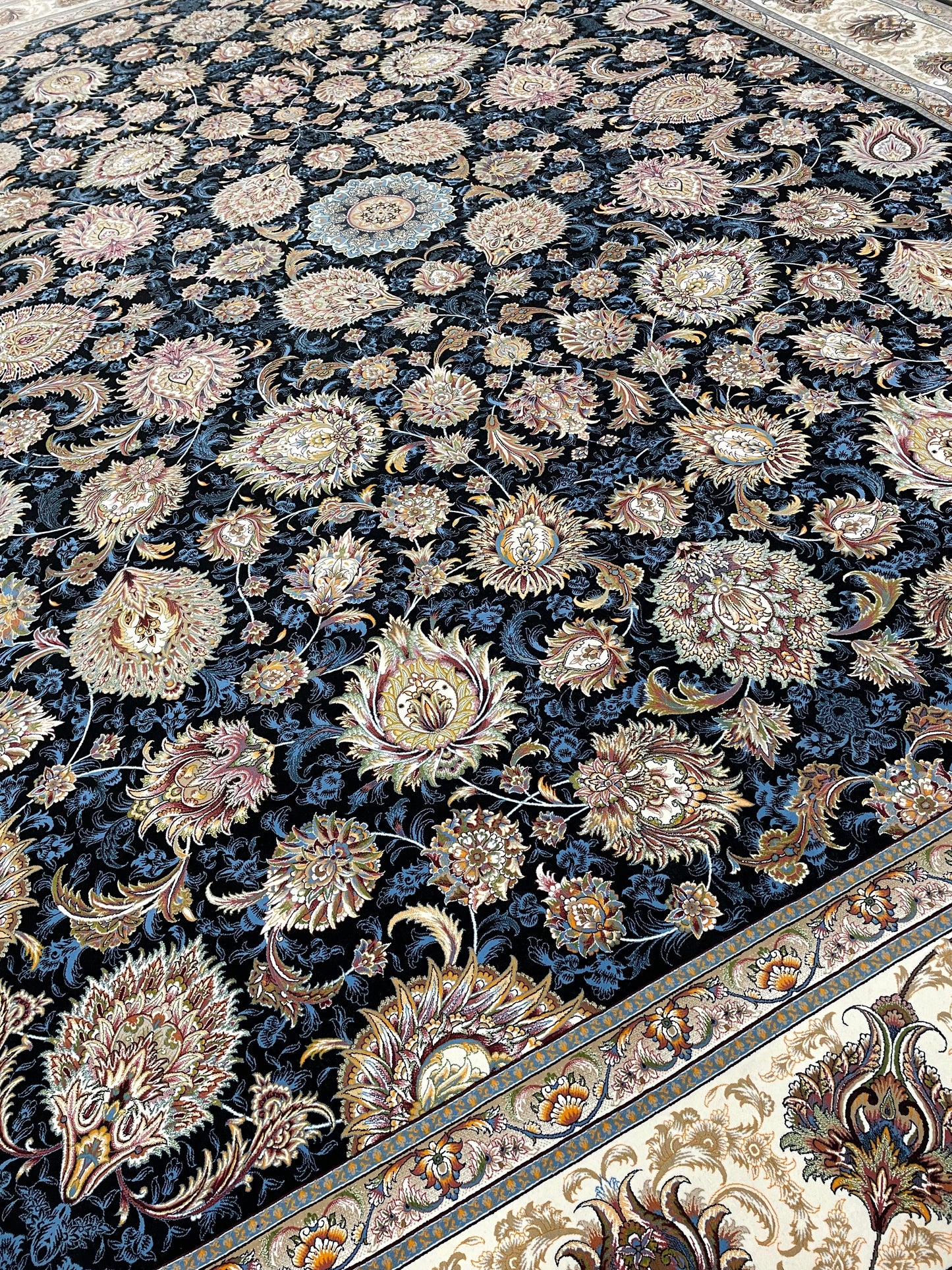 1200 SHANA IRANI RUG (10x13)