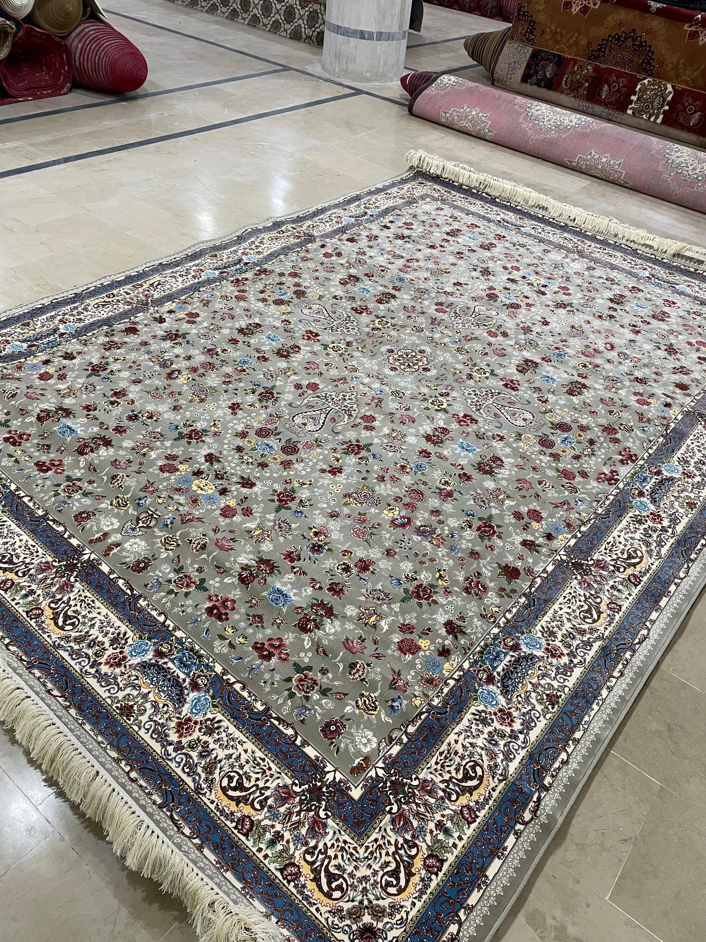 1200 SHANA IRANI RUG (8x11)