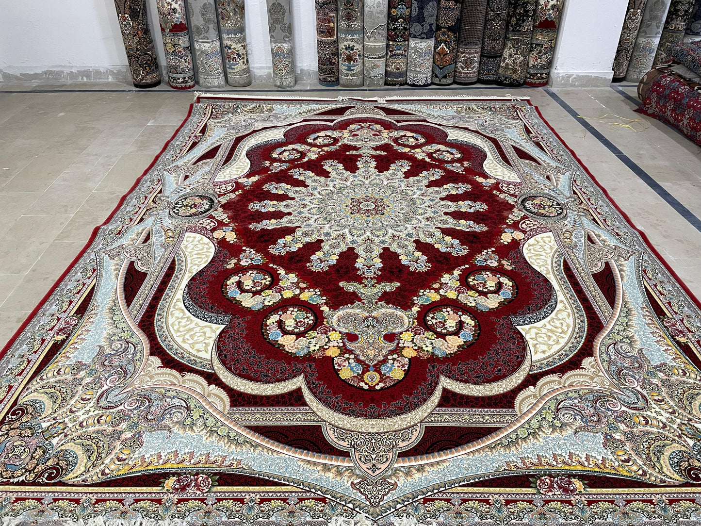1200 SHANA IRANI RUG (8x11)