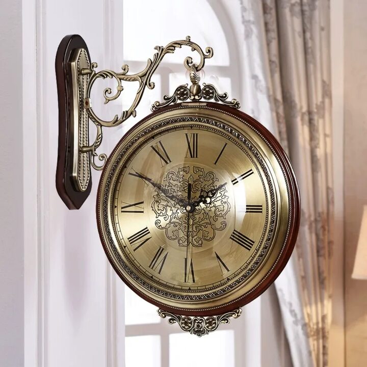 ROYAL VINTAGE CLOCK