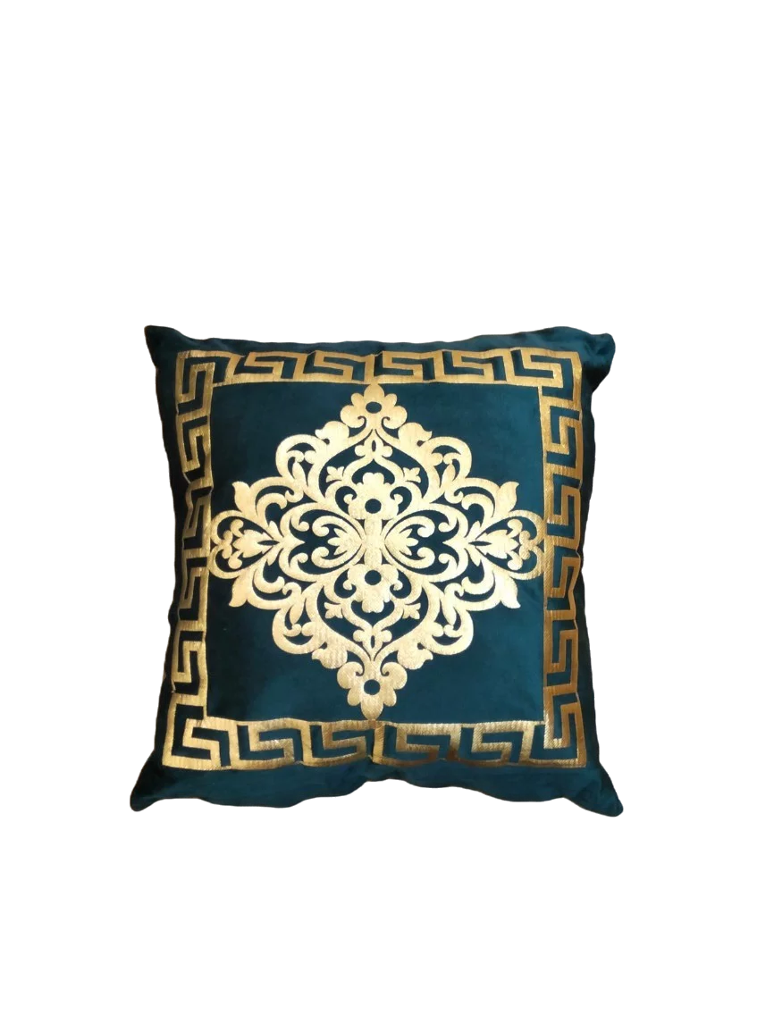 Throw Pillow M