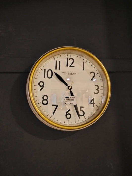Simple Round Clock
