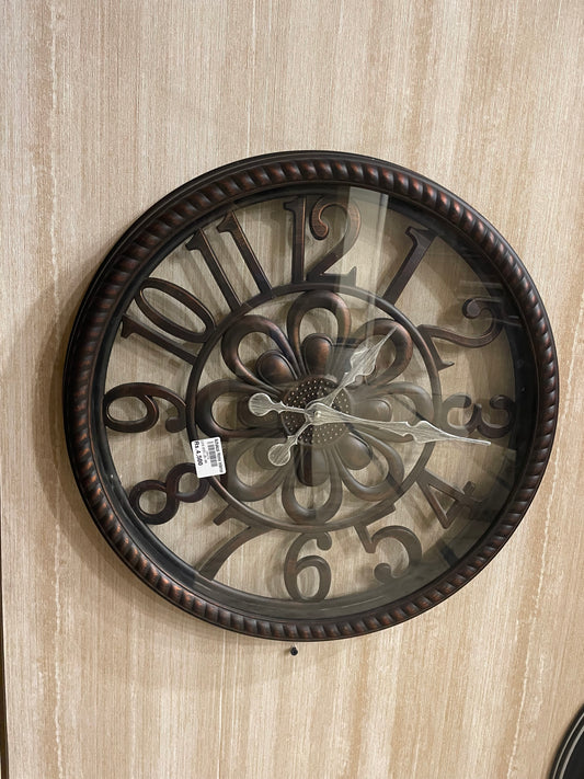 CLOCK L25