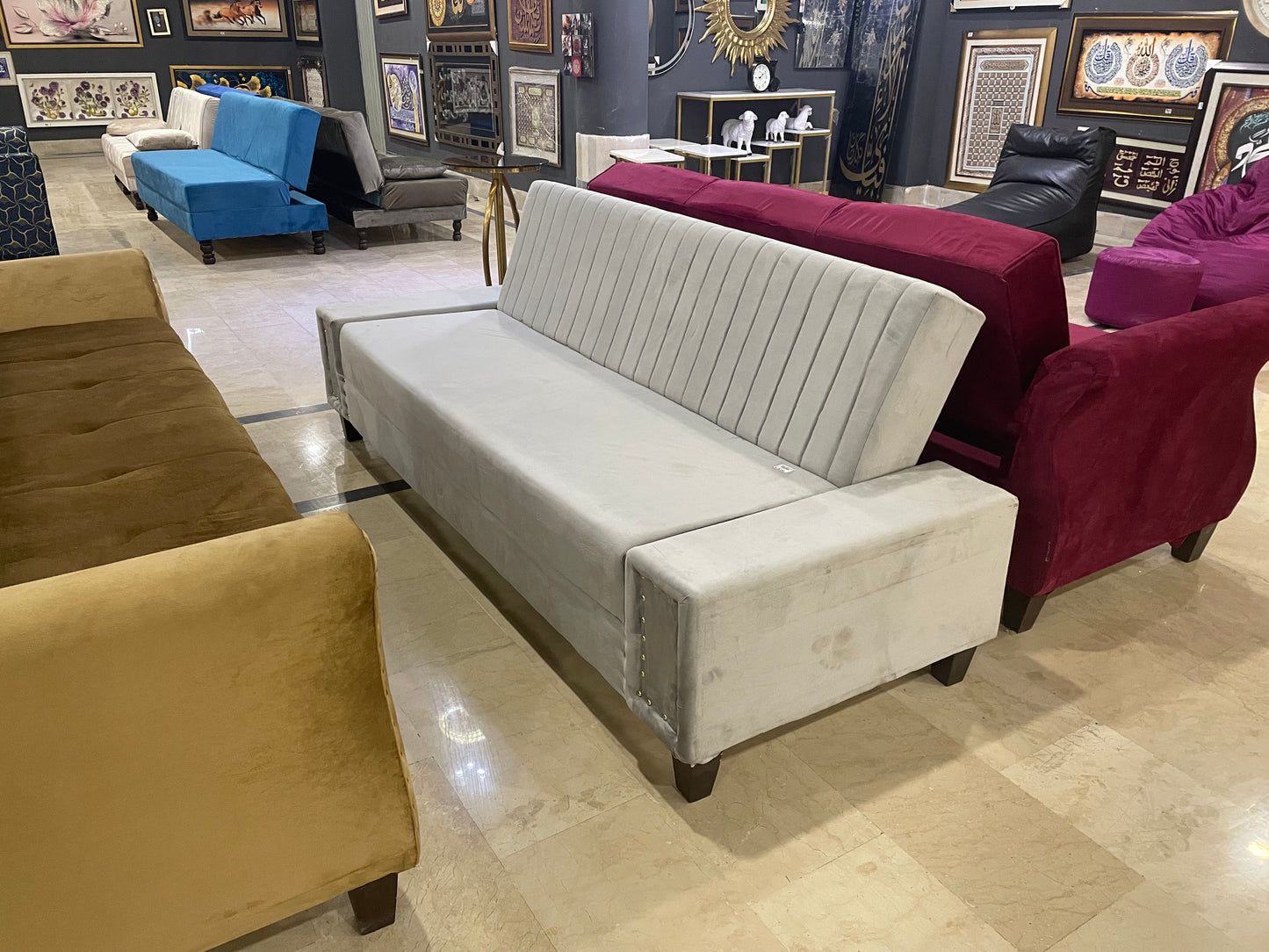 SOFA CUMBED WHITE