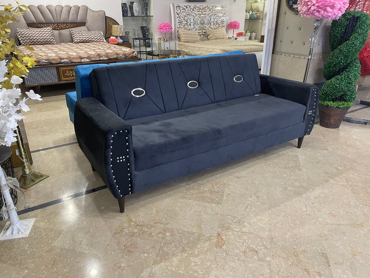 SOFA CUMBED BLACK B