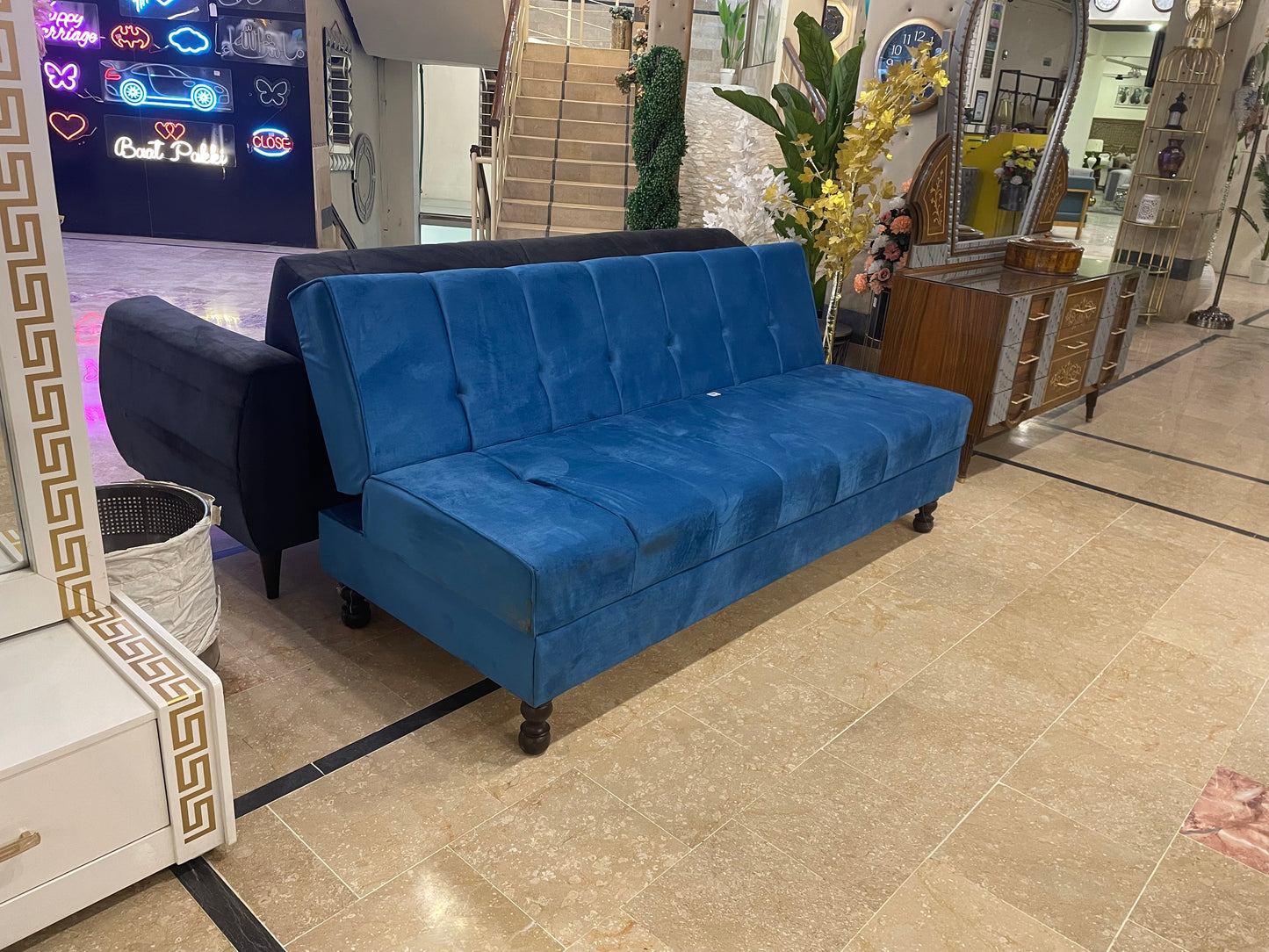 SOFA CUMBED BLUE