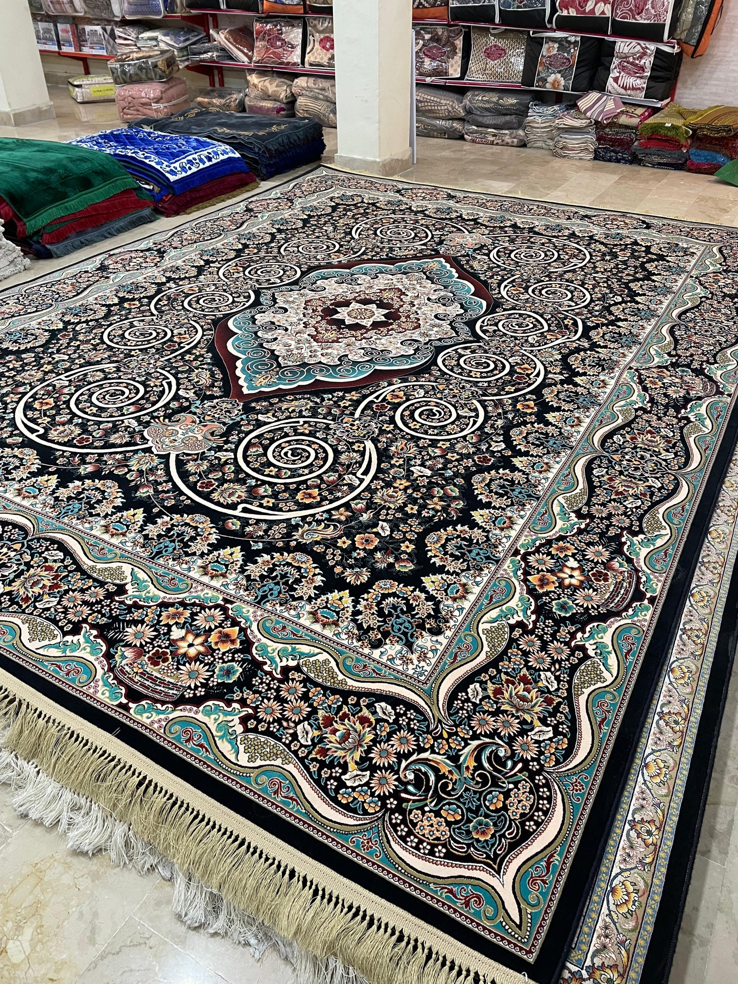 1200 SHANA IRANI RUG (10x13)