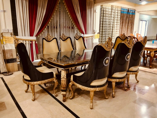 8 SEATER ROYAL DINING